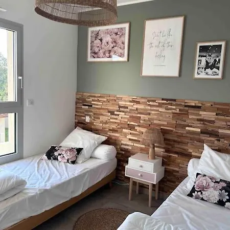 Duplex Avec Piscine, Pres De La Mer, Cala Rossa Feriehus Lecci