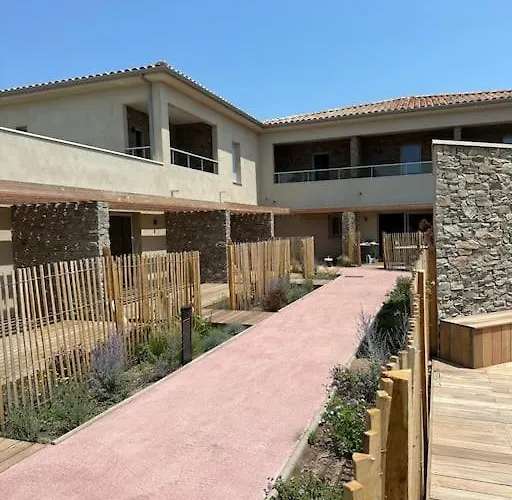 Tatil Evi Duplex Avec Piscine, Pres De La Mer, Cala Rossa Lecci