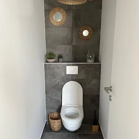 Semesterbostad Duplex Avec Piscine, Pres De La Mer, Cala Rossa *
